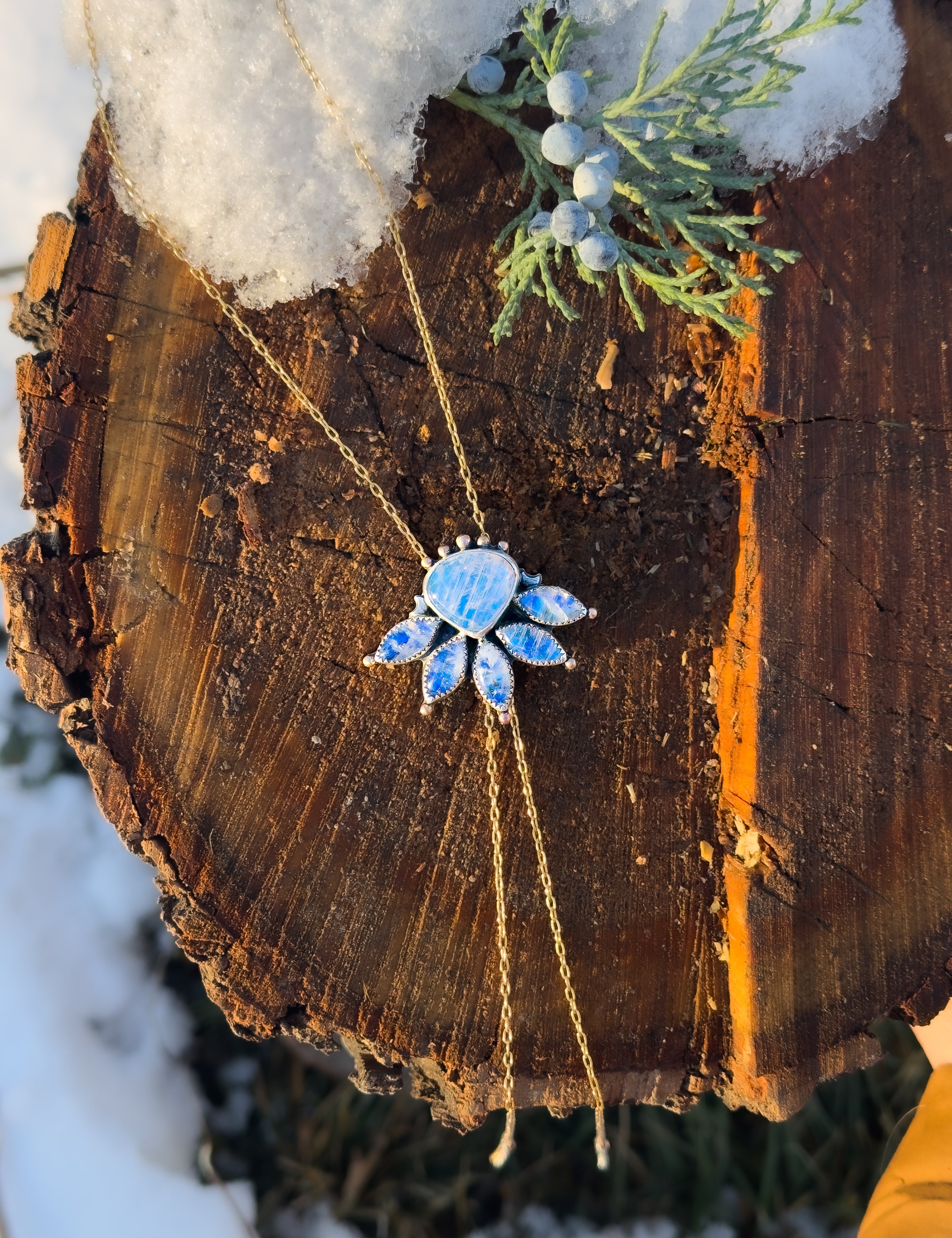 December 2025: Cold Moon - Chain Bolo